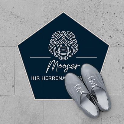 Fussbodenklebefolien auf grauem Hintergrund