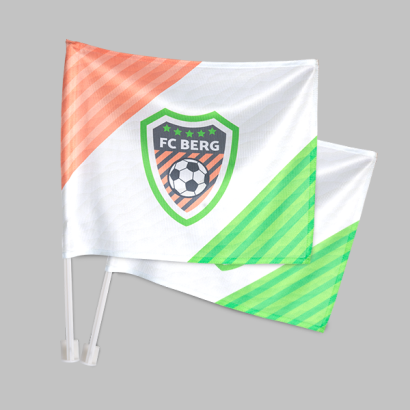 Autofahnen bedruckt auf grauem Hintergrund