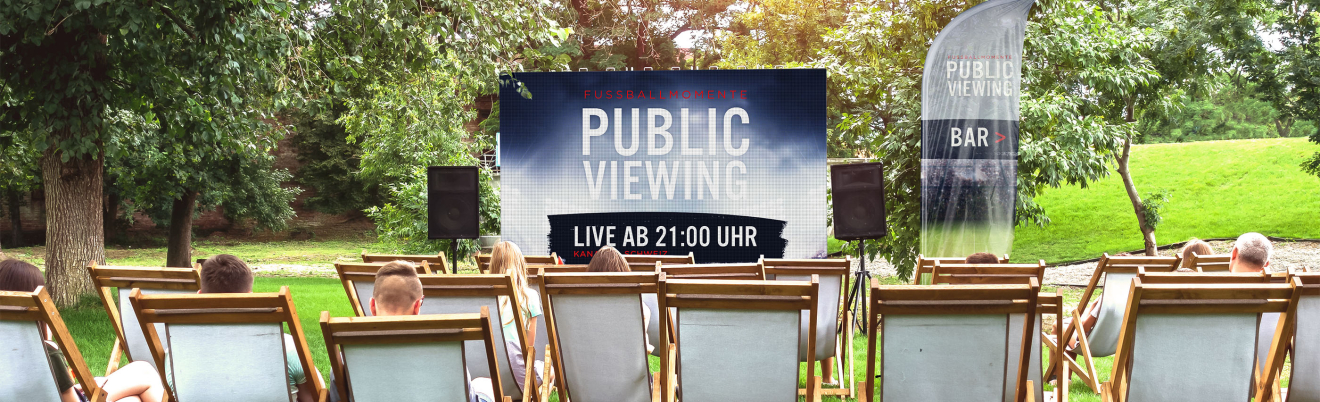 Public Viewing im Park - bedruckte Liegestühle für Ihr Sportevent