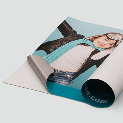 Selbstklebende Plakate