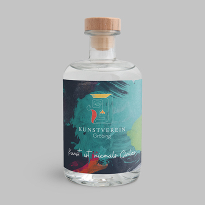 Gin auf grauem Hintergrund