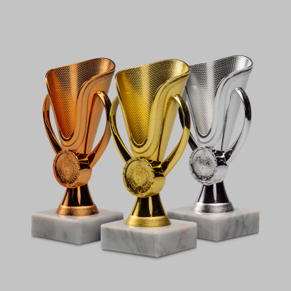 Pokale als Serie