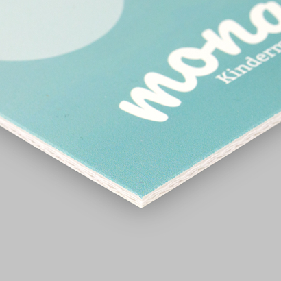 DISPA Papierplatte auf grauem Hintergrund