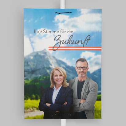 Plakat auf grauem Hintergrund personalisiert