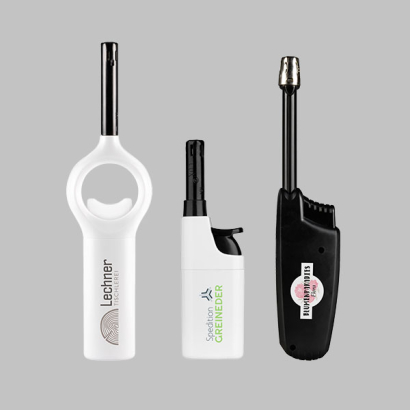 Diverse Feuerzeuge der Marke LUX