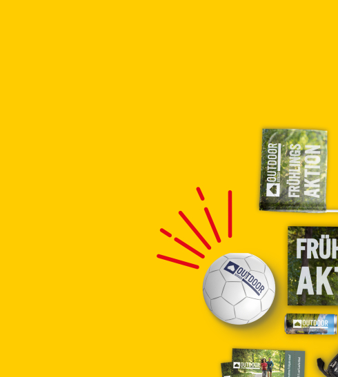 Outdoor-Aktion 2026 mit diversen bedruckten Produkten auf gelben Hintergrund
