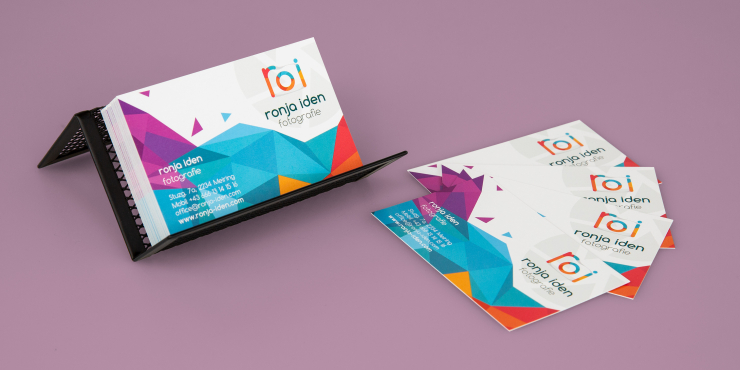 Visitenkarten-Halter aus Metall mit Visitenkarten