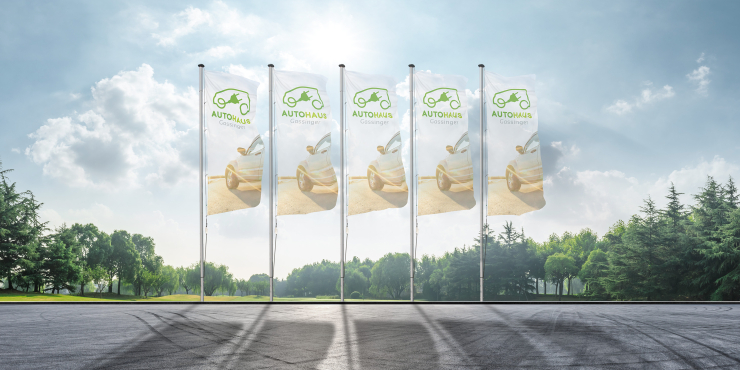 Werbefahnen auf der Straße