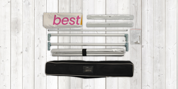 Zubehör des Zipper Displays aufgelegt