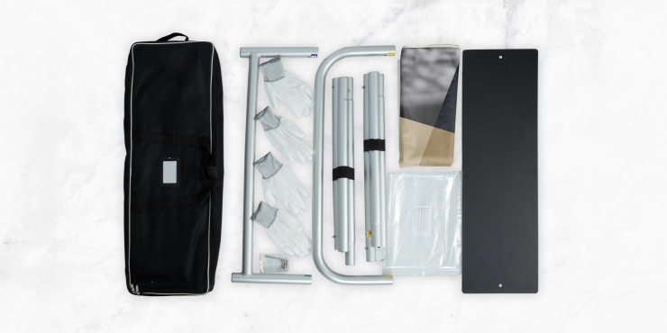 Alle Teile der Premium Zipper Displays aufgelegt