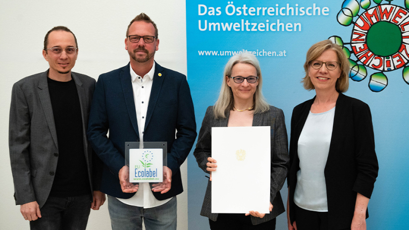 v.l.n.r.: Gerhard Patek, Stefan Just, Eva Perthen | druck.at, Leonore Gewessler | Bundesministerin für Klimaschutz, Umwelt, Energie, Mobilität, Innovation und Technologie, Fotocredit: BMK/Veronika Miess